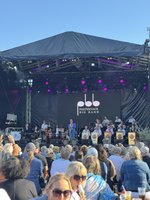 Pasternack und Big Band auf der Bühne zur Hanse Sail