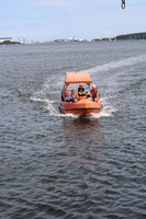 Kurzfahrten mit FRB am Fischereihafen zur Hanse Sail